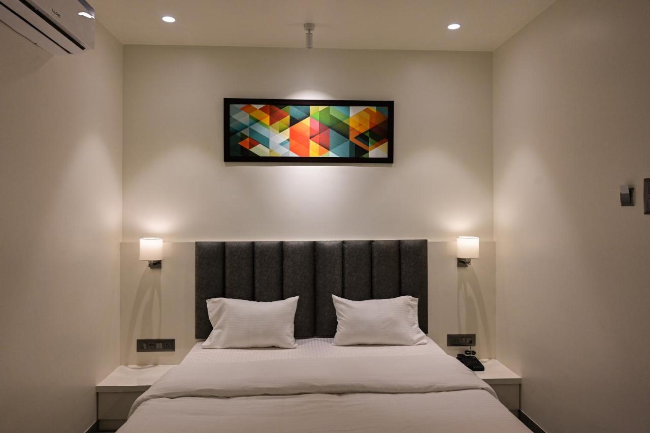 Hotel My Home Residency นาสิก ภายนอก รูปภาพ